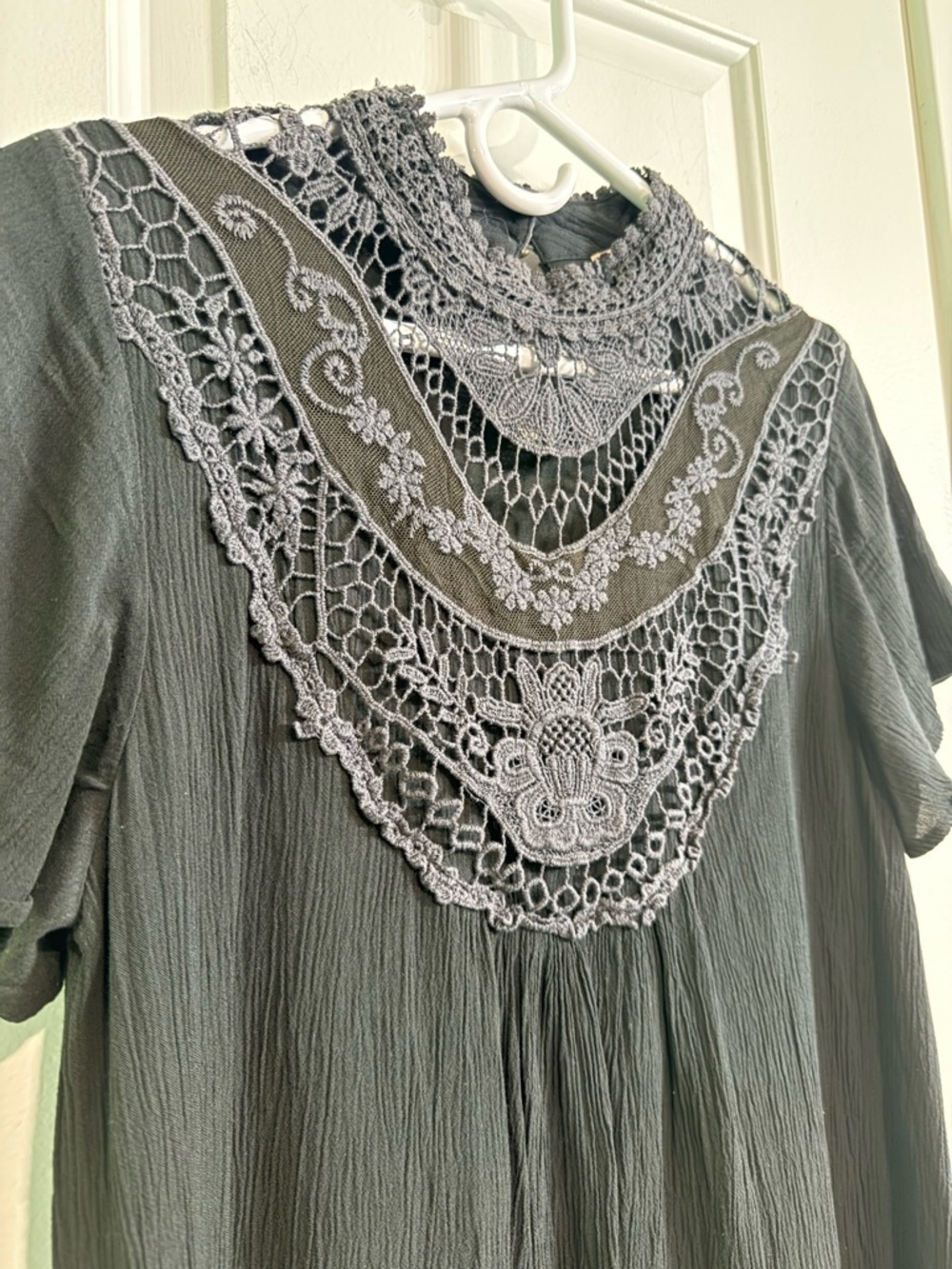 Altar’d State Black Lace Crochet Babydoll Dress Size Medium Autumn Wedding Guest - Picture 5 of 8